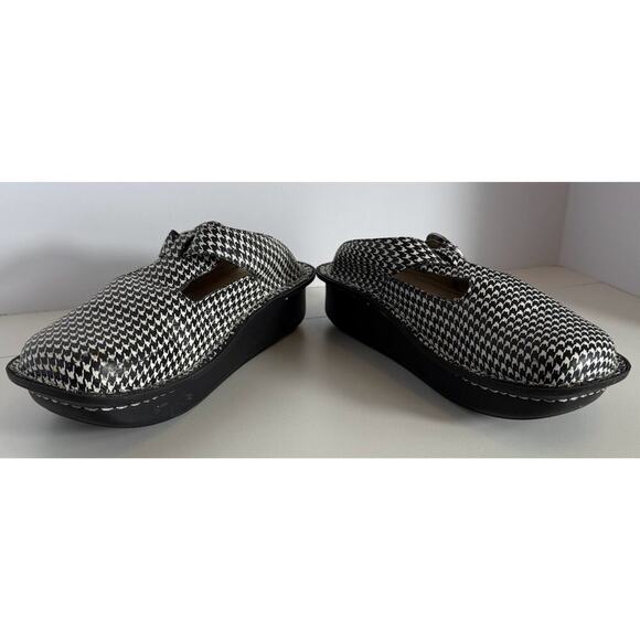 Alegria Clogs Size 37 Houndstooth Neutral Comfortable Cushioned Work Travel - Picture 5 of 7